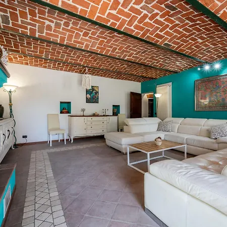 Jeeco By Interhome Casa vacanze *